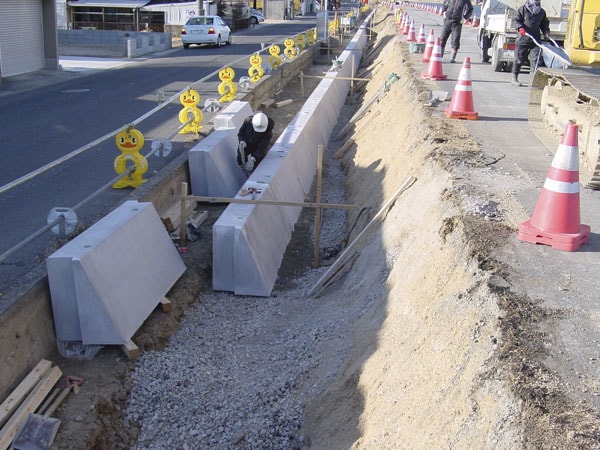 法止ベースブロック